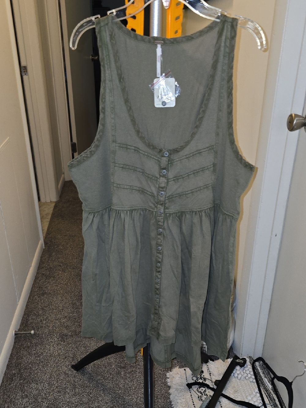 NWT Free People Olive Green Sleeveless Button-Front Tunic